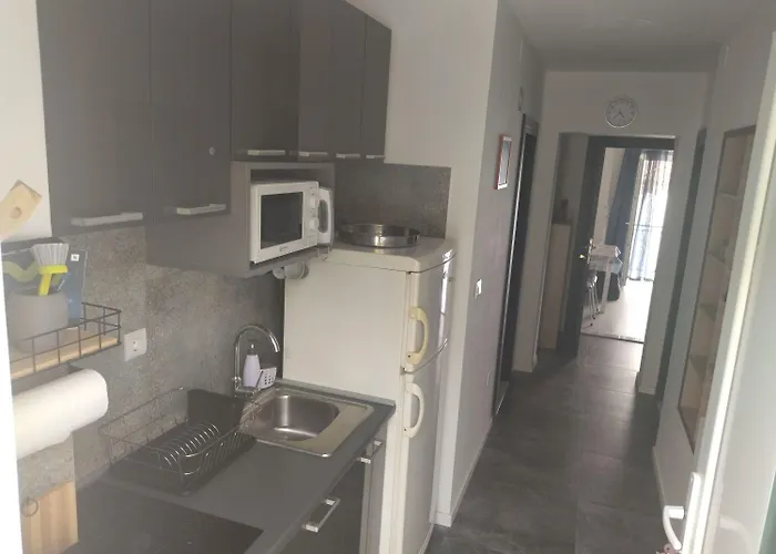 Miranda Apartment *
